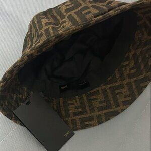 Comfy Fendi bucket hat